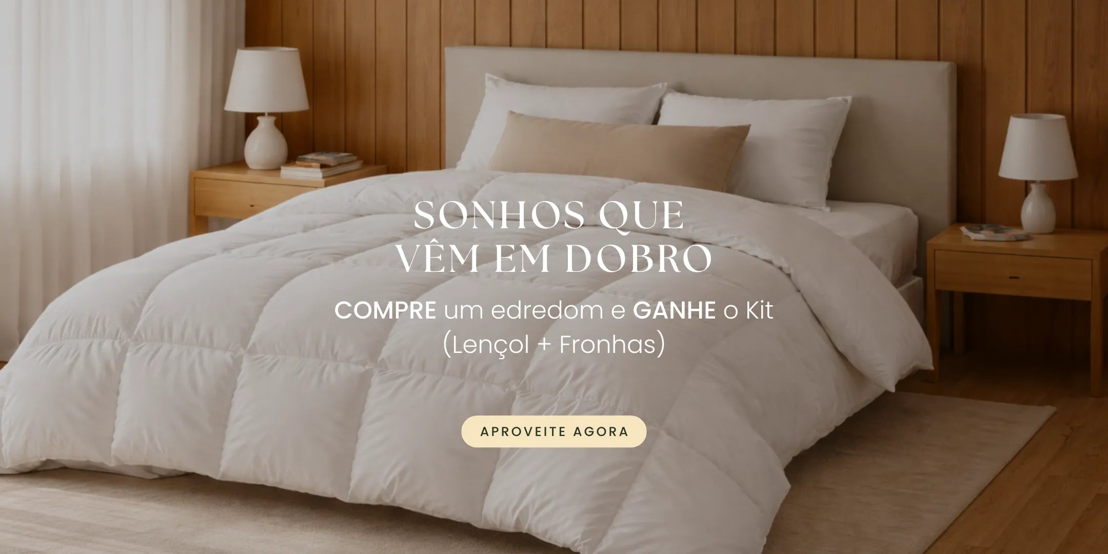 cama organizada com edredom